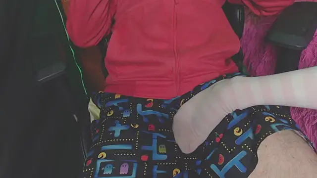 OldManAndGirlishLady online show from 01-07-25, 02:10