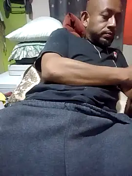 pineda1689 online show from 02-26-25, 10:09