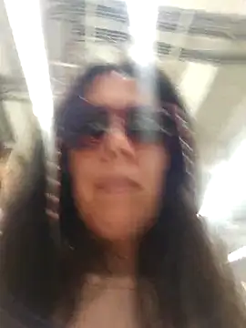 Reinacatchile online show from 02-24-25, 01:35