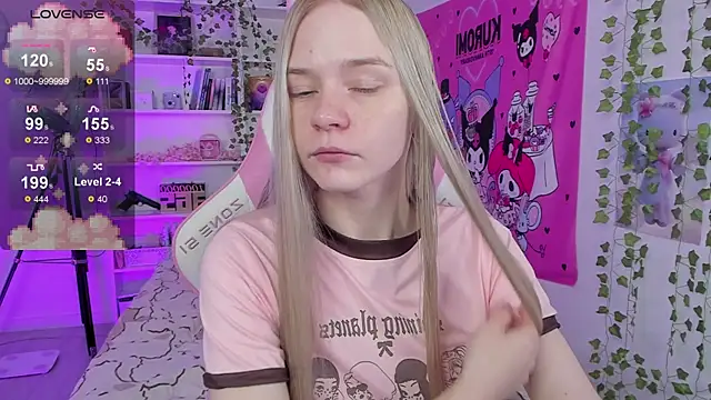 Snapshot of Milia_Parker chatting on 02-16-25, 09:48 Milia Parker online show from 02-16-25, 09:48