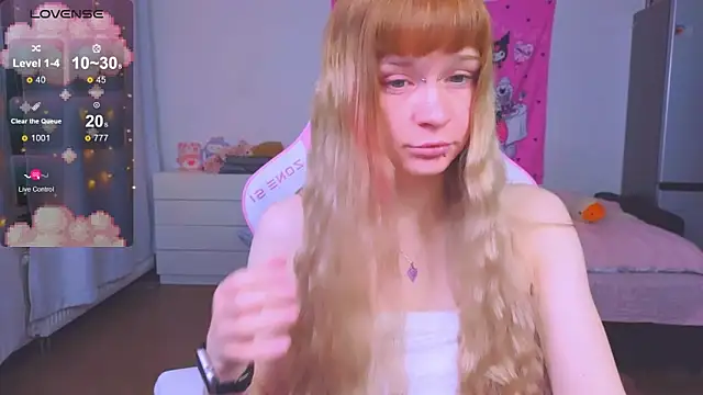 Snapshot of Milia_Parker chatting on 11-02-25, 01:35 Milia Parker online show from 11-02-25, 01:35