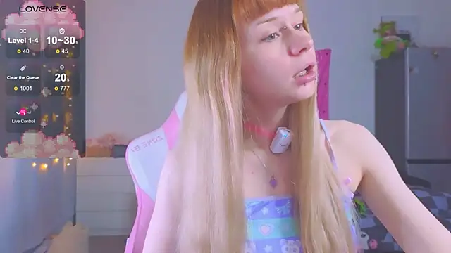 Snapshot of Milia_Parker chatting on 11-07-25, 07:36 Milia Parker online show from 11-07-25, 07:36