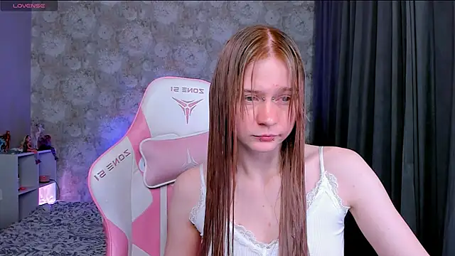 Snapshot of Milia_Parker chatting on 07-25-26, 05:54 Milia Parker online show from 07-25-26, 05:54