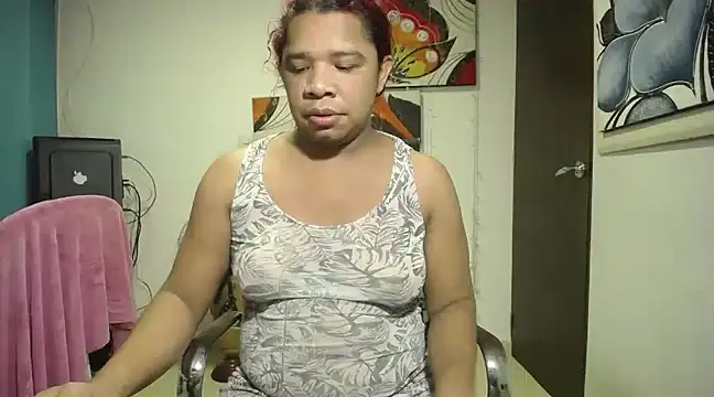 Snapshot of tsbigcock10incock chatting on 02-23-25, 04:17 tsbigcock10incock online show from 02-23-25, 04:17