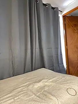 Snapshot of Vonmodel1 chatting on 12-27-24, 04:32 Vonmodel1 online show from 12-27-24, 04:32