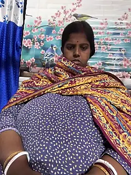 Beauty-queen online show from 02-18-26, 12:01