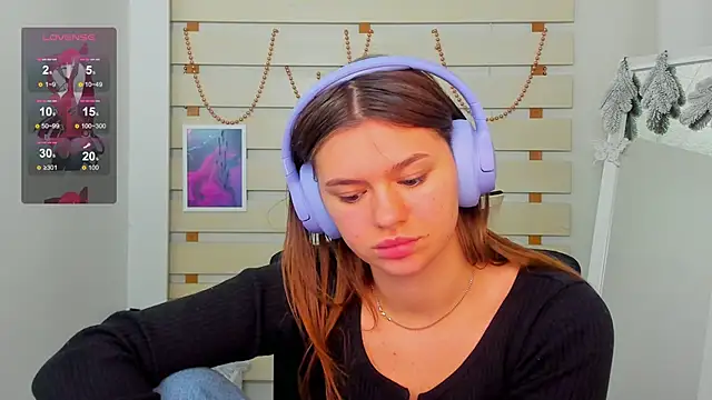 Josephine Kiss online show from 12-30-24, 11:48