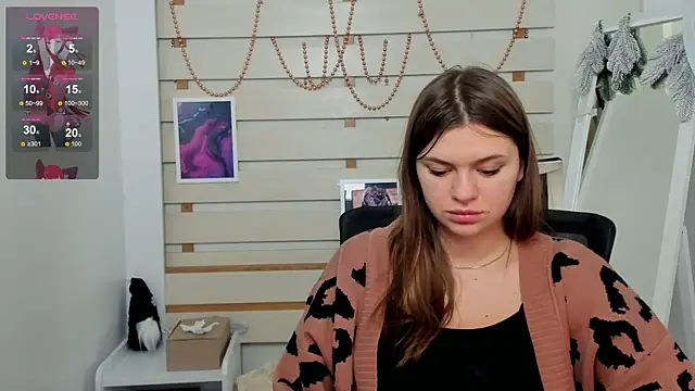 Josephine Kiss online show from 01-10-25, 02:13