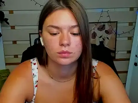 Josephine Kiss online show from 06-24-26, 06:56