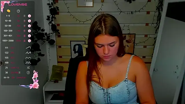Josephine Kiss online show from 07-20-26, 10:50