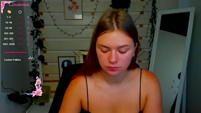 Josephine Kiss online show from 07-27-26, 01:51