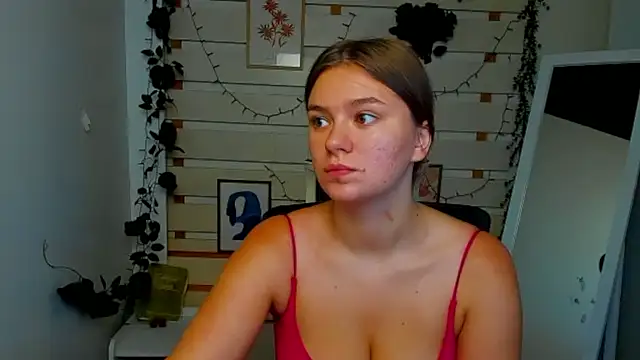 Josephine Kiss online show from 08-03-26, 01:49