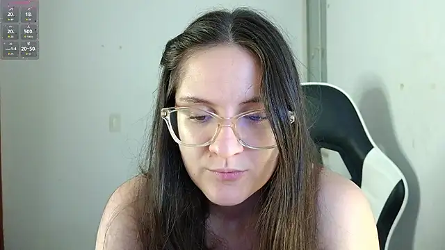 Snapshot of livgomez chatting on 03-15-26, 02:06 livgomez online show from 03-15-26, 02:06