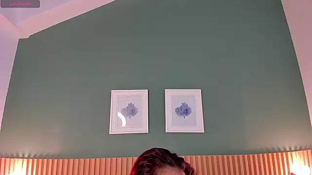 Snapshot of _anavictoria_ chatting on 02-12-25, 06:19 anavictoria online show from 02-12-25, 06:19