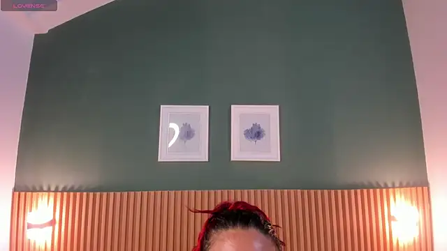 Snapshot of _anavictoria_ chatting on 10-30-25, 07:14 anavictoria online show from 10-30-25, 07:14