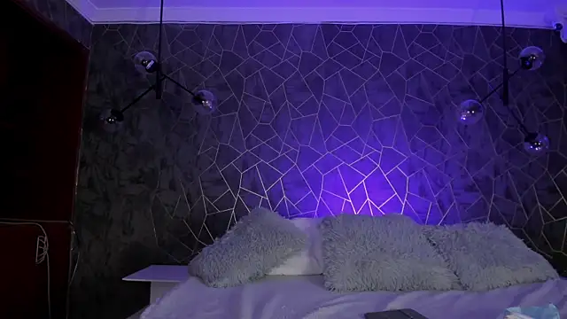 Snapshot of dawa_angels chatting on 09-18-25, 04:14 dawa angels online show from 09-18-25, 04:14