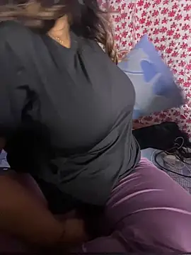 Snapshot of Ritu-Babe chatting on 10-07-25, 09:50 Ritu-Babe online show from 10-07-25, 09:50