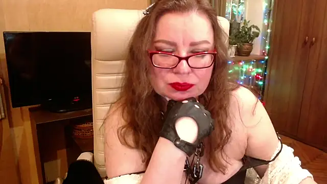 Snapshot of Miss_Tress chatting on 03-15-25, 01:08 Miss Tress online show from 03-15-25, 01:08