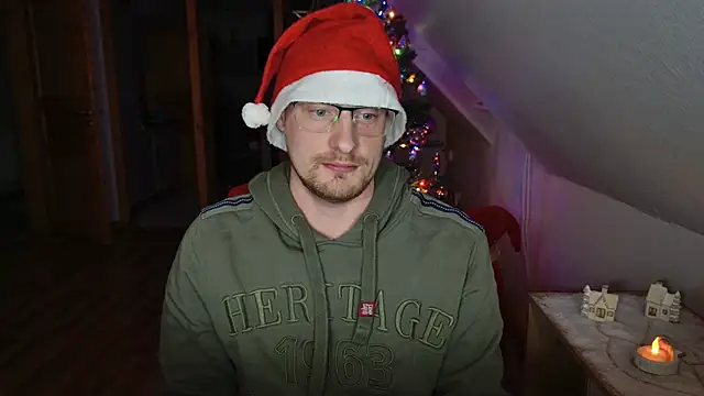 Snapshot of Relsxboy chatting on 12-19-24, 05:08 Relsxboy online show from 12-19-24, 05:08