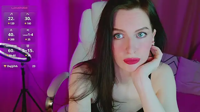 AndreaAshton online show from 12-12-24, 04:32