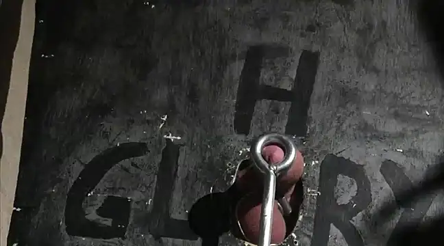 Snapshot of TweakyDude chatting on 12-22-24, 04:06 TweakyDude online show from 12-22-24, 04:06