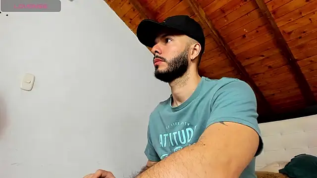 Tom Bailey online show from 04-18-26, 01:04