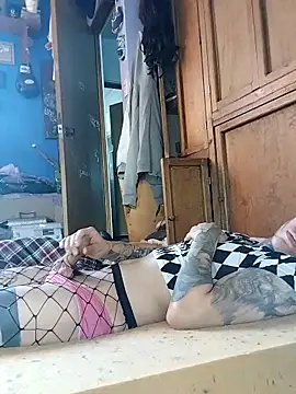 Karinatvdec online show from 03-08-25, 02:40