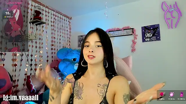 Snapshot of lucyy_tay chatting on 02-06-26, 03:55 lucyy tay online show from 02-06-26, 03:55