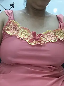 Snapshot of Lanyingxin18 chatting on 06-17-26, 02:58 Lanyingxin18 online show from 06-17-26, 02:58