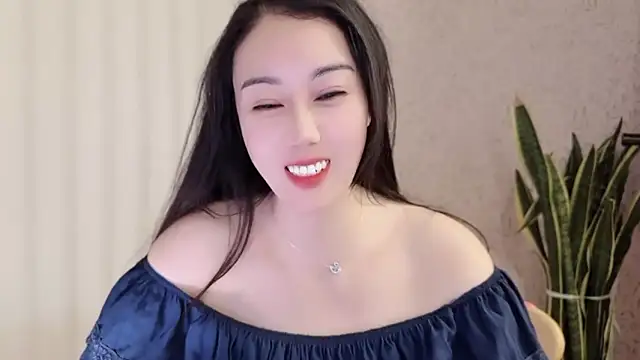 Snapshot of Y-Ou86 chatting on 09-10-25, 02:17 Y-Ou86 online show from 09-10-25, 02:17