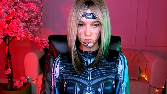 LolaLemona online show from 12-15-24, 10:28