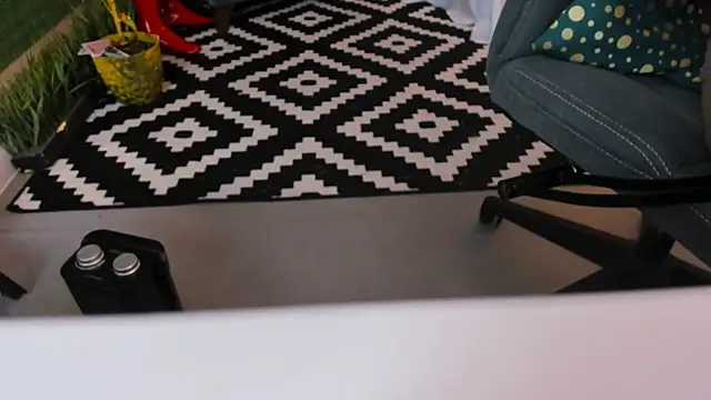 LolaLemona online show from 12-27-24, 01:18