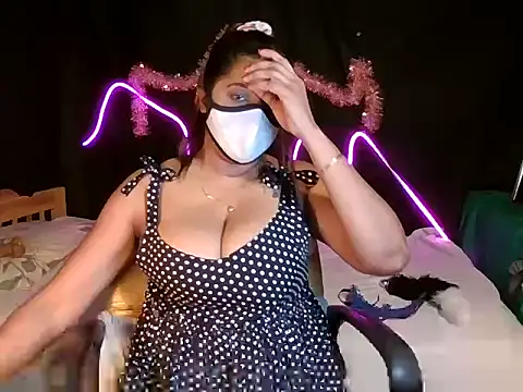 Addy Xl online show from 01-08-25, 05:37