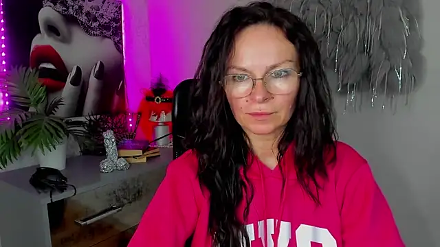 HelenLuxx online show from 03-27-26, 04:29