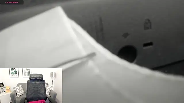 leslyflorez online show from 03-03-25, 08:54