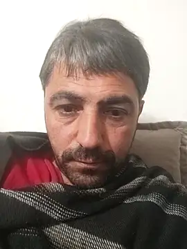 Snapshot of Muratcanik44 chatting on 02-21-26, 01:50 Muratcanik44 online show from 02-21-26, 01:50