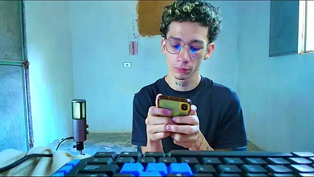 mateodeamjo online show from 02-12-26, 03:18