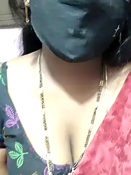 louise92 online show from 01-04-25, 06:09