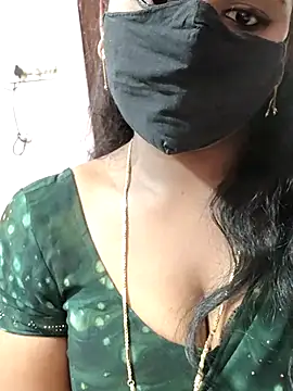 louise92 online show from 02-18-25, 08:27