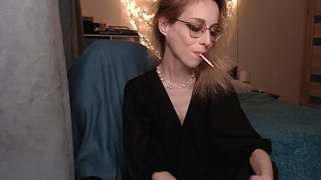 Snapshot of amber_quell_here chatting on 03-02-25, 02:10 amber quell here online show from 03-02-25, 02:10