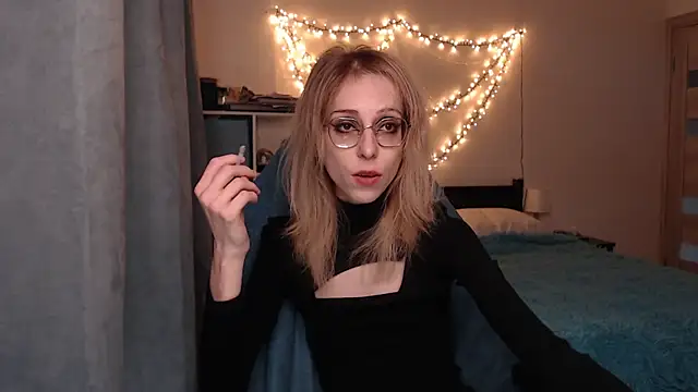 Snapshot of amber_quell_here chatting on 03-07-25, 02:12 amber quell here online show from 03-07-25, 02:12