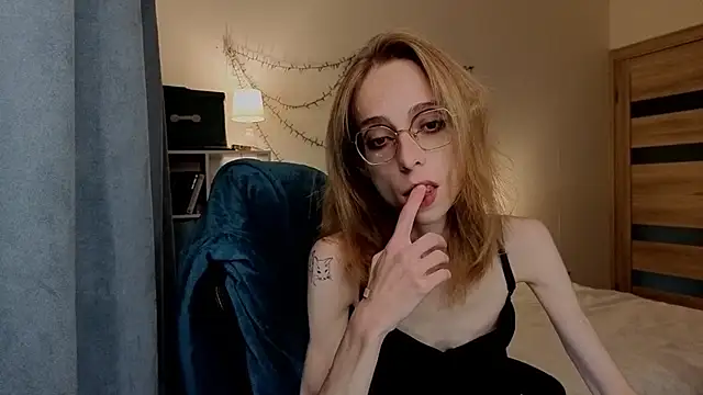 Snapshot of amber_quell_here chatting on 09-12-25, 02:17 amber quell here online show from 09-12-25, 02:17