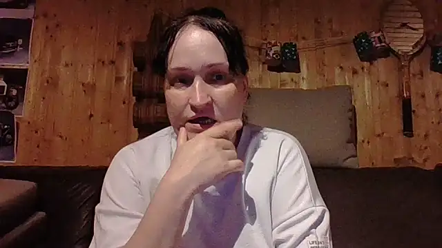 Snapshot of _squirty_cum_lady_ chatting on 06-27-26, 01:17 squirty cum lady online show from 06-27-26, 01:17