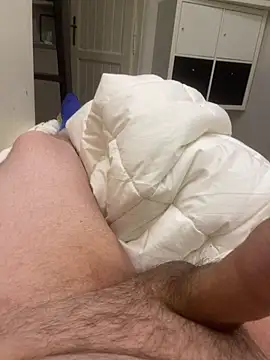 fekedaniel1999 online show from 04-14-26, 11:00