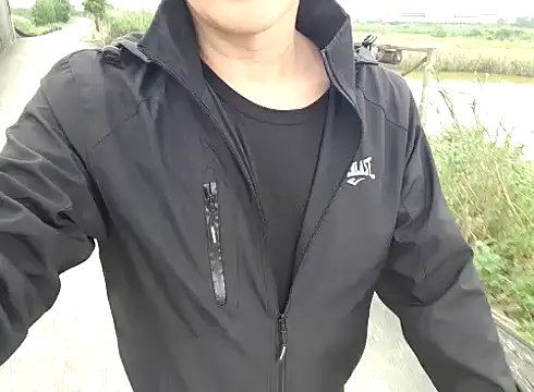 Snapshot of KennyLOVERboy chatting on 01-25-25, 03:19 KennyLOVERboy online show from 01-25-25, 03:19