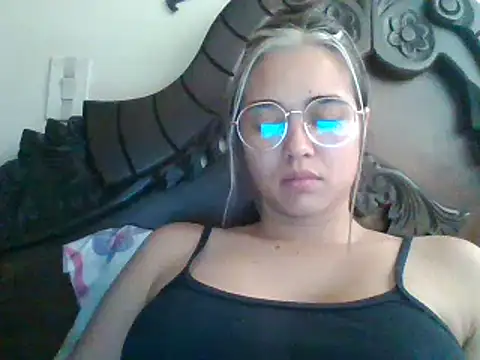 trianabell online show from 01-21-25, 08:54