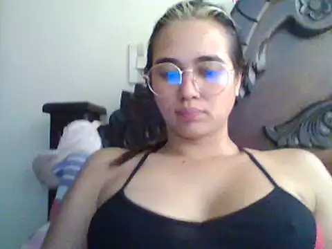 trianabell online show from 02-08-25, 05:18