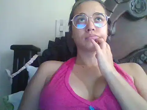 trianabell online show from 03-04-25, 04:41