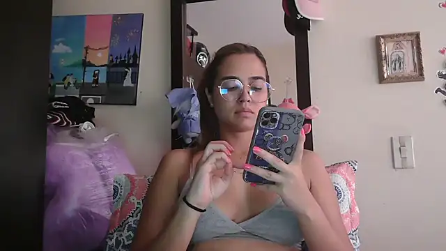 trianabell online show from 04-14-26, 04:35