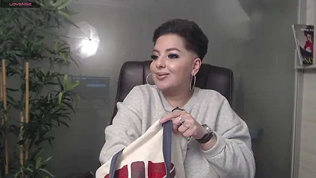 BustyAllyy online show from 01-15-25, 08:48